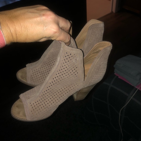 Lucky Brand Booties - Picture 3 of 6